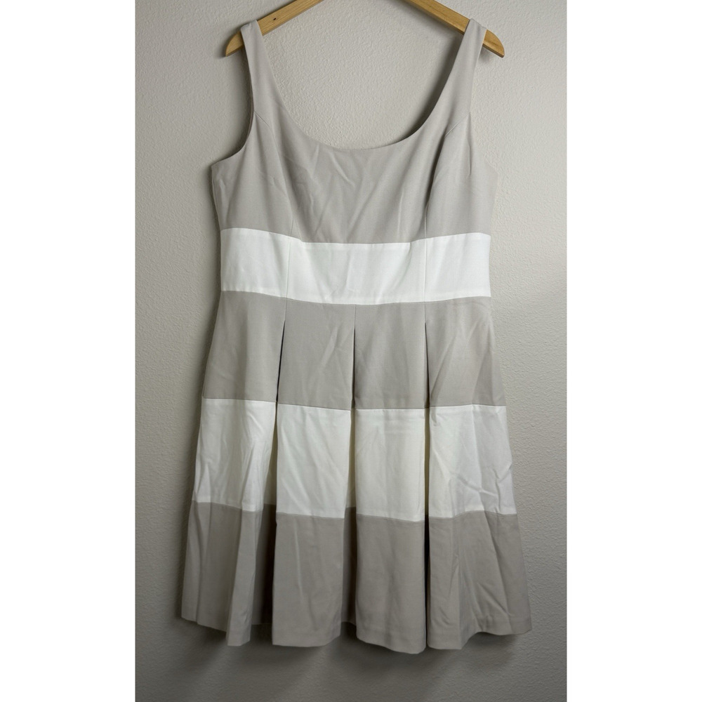Lauren Ralph Lauren Dress Women 16 Beige White Colorblock Fit & Flare Sleeveless - Picture 2 of 7